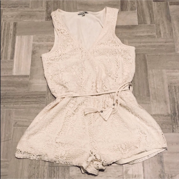 American Eagle Outfitters Pants - Lace American Eagle romper